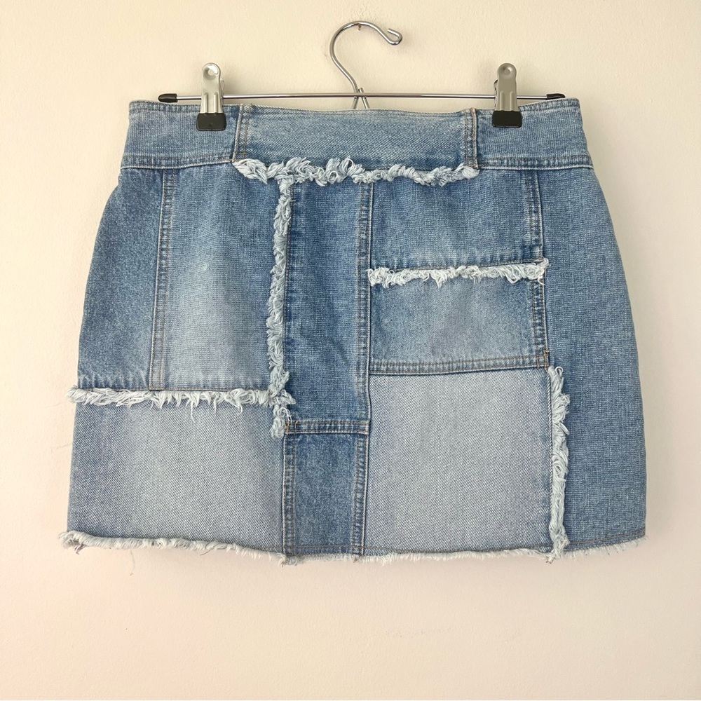 Vintage Squeeze Patchwork Button Front Denim Mini… - image 3